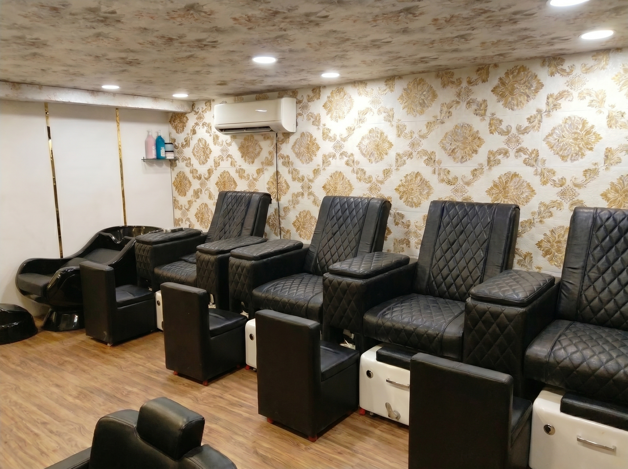 HMH Aura Beauty - Expert Styling